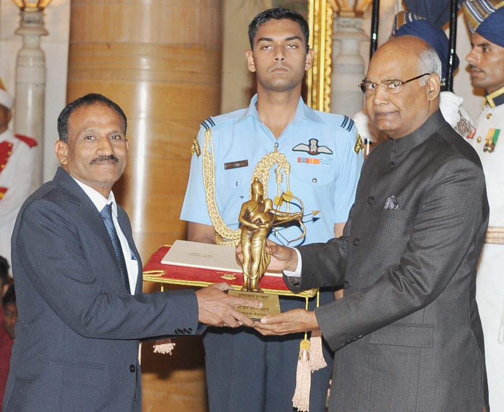 Boxing coach BB Mohanty receives Dronacharya award, Rashtriya Khel ...