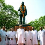 Chief Minister Naveen Patnaik paying tributes to the statue of Utkal Keshari Harekrushna Mahatab on the occasion of the latter's 118th Birth Anniversary