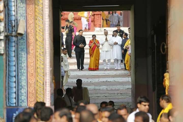 president kovind at puri jagannath temple with dharmendra pradhan