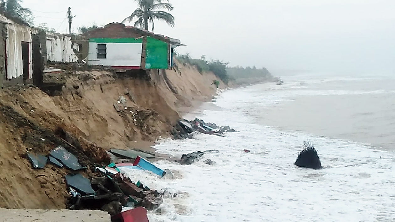 coastal-crisis-odisha-to-study-plan-action-against-sea-erosion