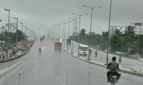 Thunderstorm & Rain Likely In Odisha's Twin Cities, 15 Districts
