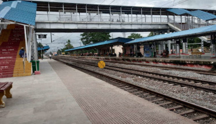 Foot Over Bridge In Odisha's Soro Rly Station Collapses - odishabytes