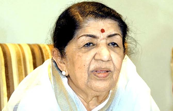 Legendary Singer Lata Mangeshkar Passes Away - odishabytes