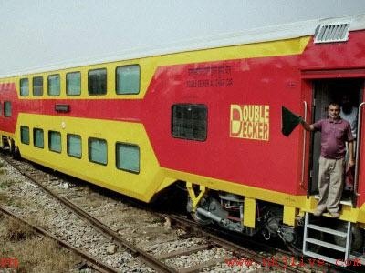 double decker train