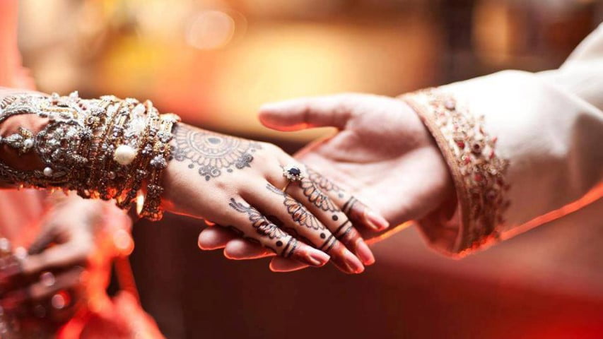 Hindu marriage must be with proper ceremonies