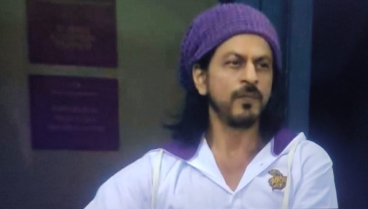 Is This Shah Rukh Khan's New Look?