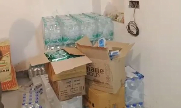 Water purifying plant selling fake bottled water sealed in Gurugram's Palam  Vihar - Hindustan Times
