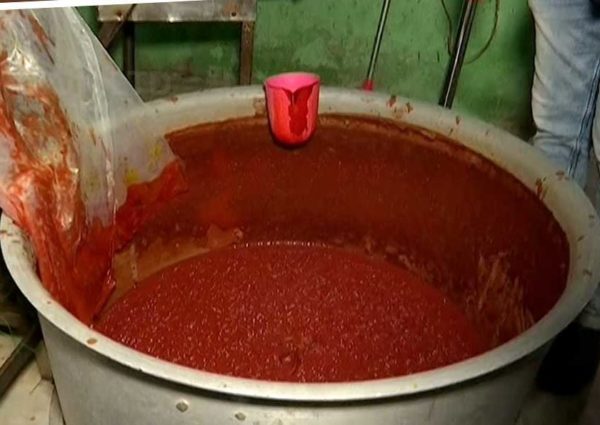 Cops Bust Fake Sauce-Making Unit On Bhubaneswar Outskirts