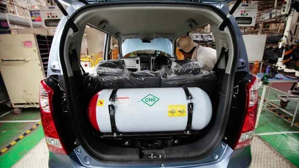 biogas from cow dung to power CNG cars