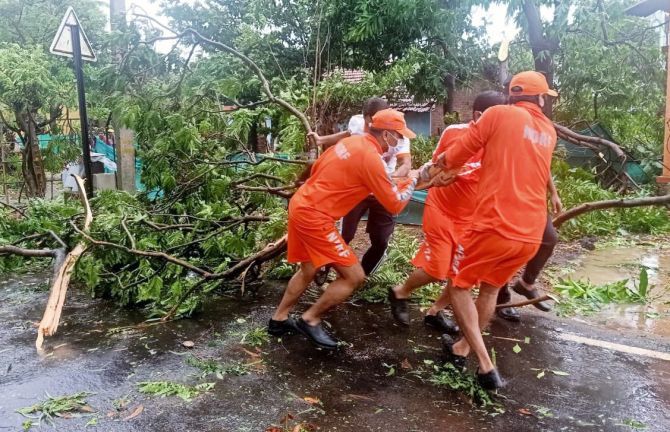 Odisha Govt Fixes Labour Rates For Post-Cyclone Yaas Restoration Works