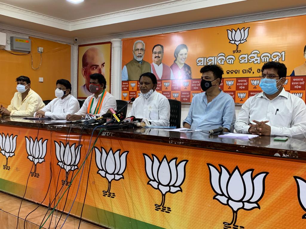 Mohan Majhi and other BJP leaders at a press meet in Bhubaneswar on Wednesday. Photo OB