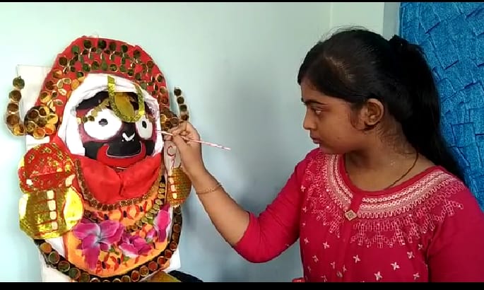 Suna Besha of Lord Jagannath with paper and glitter