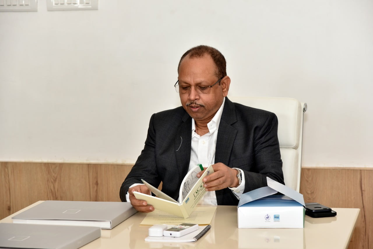 Odisha Development Commissioner P K Jena going through PHDMA publications