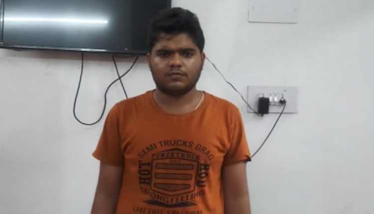 Man Arrested From Hyderabad For Blackmailing Bhubaneswar Girl Odishabytes