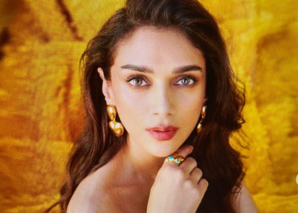 [Watch] What Happened After Aditi Rao Hydari Donned Her Yellow Gown At ...