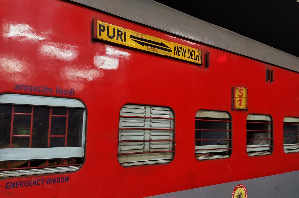 Puri New Delhi purushottam express cancelled