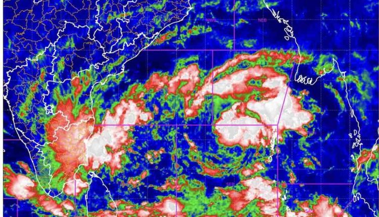 Low Pressure Forms Over Bay, Depression In 48 Hrs; Heavy Rain Forecast ...