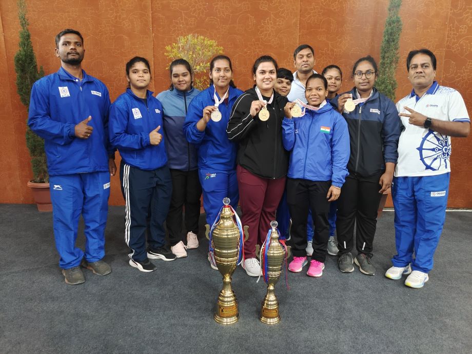 Odisha lifters team champions