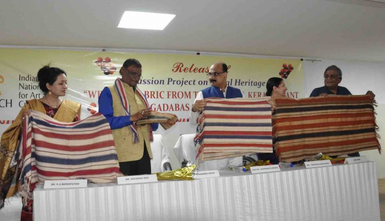 INTACH Unveils Project On Reviving Bark Cloth Of Odisha's Gadaba Tribe ...