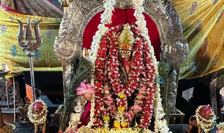 Over 1 Lakh Devotees Throng Tara Tarini Temple In Odisha's Ganjam On ...