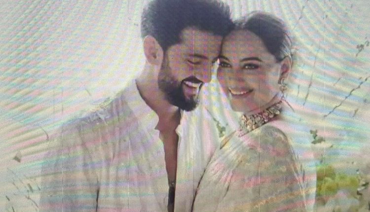 Sonakshi Sinha & Zaheer Iqbal Get Married In Mumbai - Odishabytes