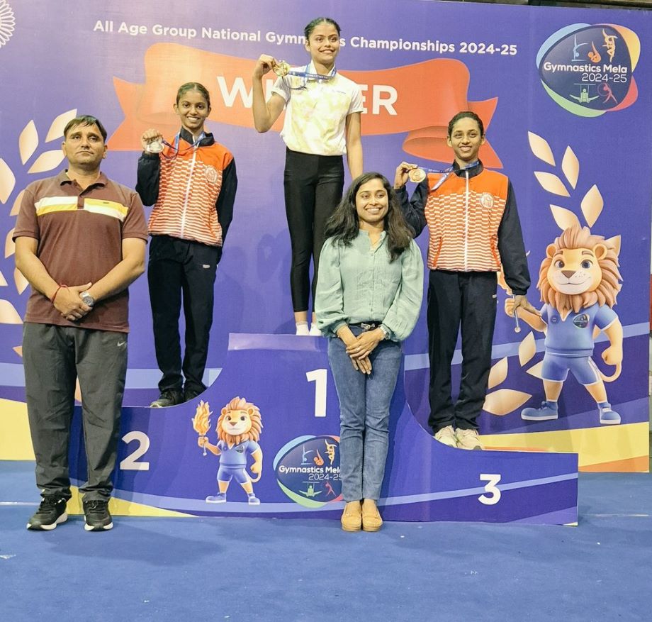 Priyanshi Bansal all-around champion